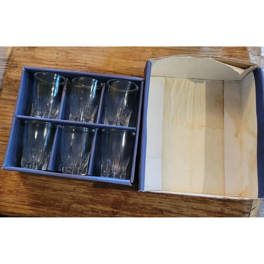 Mid-Century Modern Shekoofeh Shot Glasses – Diamond Cut  (Set of 6)
